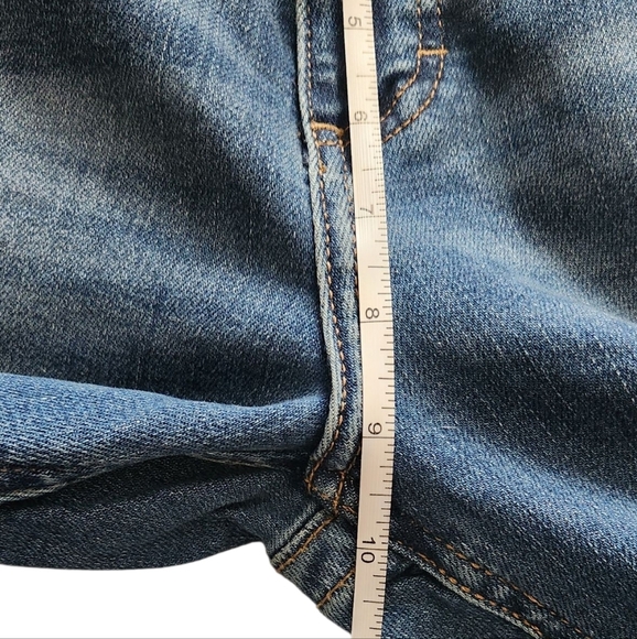 Women's Wrangler® Ultimate Riding Jean Q-Baby Mid-Rise Bootcut - Picture 4 of 6